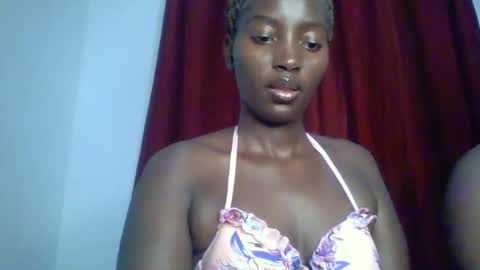 Snapshot of sweet_zuri3 chatting on March 8, 2025, 12:44 am zuri online show from March 8, 2025, 12:44 am