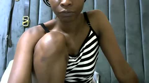 LIANAH online show from October 16, 2025, 9:54 am