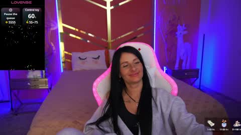 Arina online show from December 21, 2024, 2:04 pm