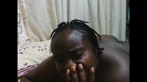 Snapshot of sweetblacklady chatting on February 2, 2026, 10:19 pm MELVIN online show from February 2, 2026, 10:19 pm