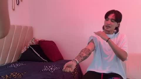 sweetbutspicy online show from May 22, 2026, 12:11 pm