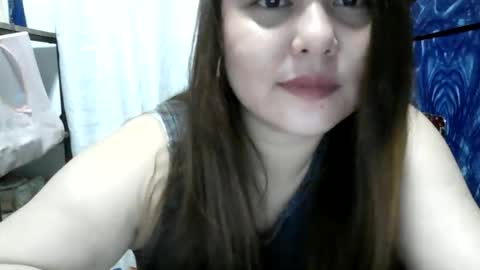 Snapshot of sweetbutterfly8 chatting on November 7, 2025, 2:17 pm sweetbutterfly8 online show from November 7, 2025, 2:17 pm