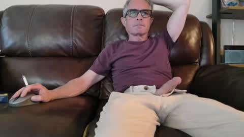 Snapshot of sweetcocksean chatting on April 19, 2026, 9:06 pm sweetcocksean online show from April 19, 2026, 9:06 pm