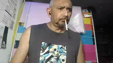 sweetcuervo independent model online show from December 17, 2025, 7:09 pm