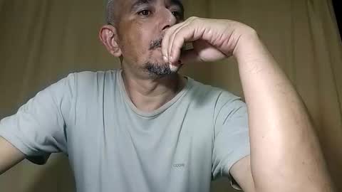 sweetcuervo independent model online show from March 28, 2026, 3:17 am