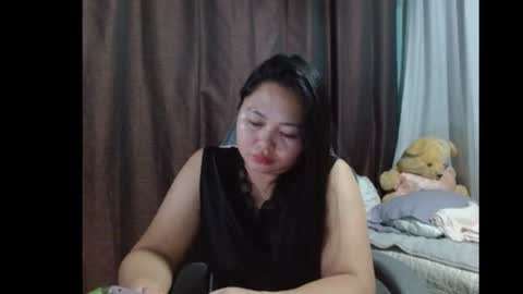 Snapshot of sweetdemurelady chatting on May 28, 2026, 1:19 pm Lynn online show from May 28, 2026, 1:19 pm