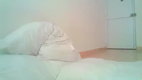 Sweet Doll online show from May 11, 2026, 3:07 pm