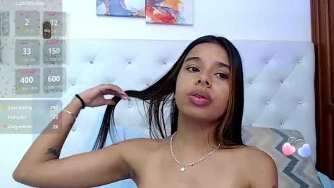 Snapshot of sweetebony_20 chatting on October 10, 2025, 8:41 pm Gabriela online show from October 10, 2025, 8:41 pm