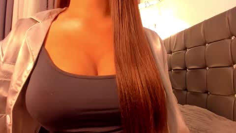 sweetest_one4 online show from February 10, 2026, 7:23 am