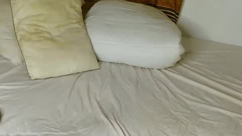 Snapshot of sweetestraincandie chatting on October 3, 2025, 11:46 pm miss candie online show from October 3, 2025, 11:46 pm