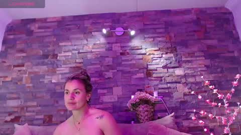 Snapshot of sweetfantasyy69 chatting on December 4, 2024, 5:16 am sweef online show from December 4, 2024, 5:16 am