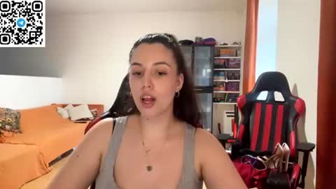 Snapshot of sweetfenomen67 chatting on July 1, 2026, 3:23 pm Joanna online show from July 1, 2026, 3:23 pm