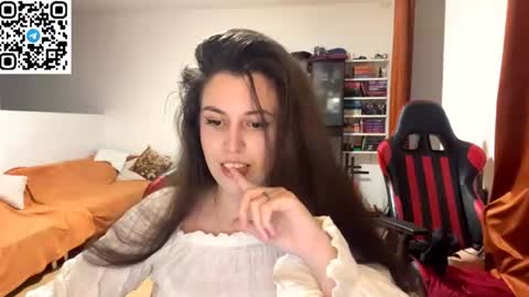 Snapshot of sweetfenomen67 chatting on July 16, 2026, 7:09 pm Joanna online show from July 16, 2026, 7:09 pm