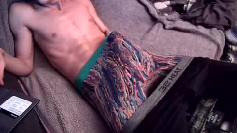 Snapshot of sweetgesus chatting on January 27, 2025, 4:41 am sweetgesus online show from January 27, 2025, 4:41 am