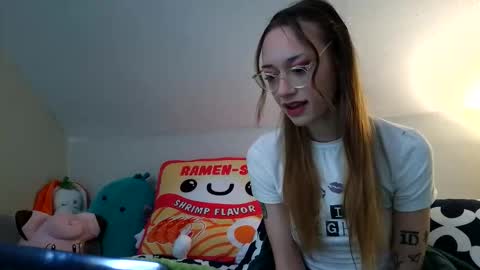 sweetgirlls online show from March 2, 2026, 8:26 pm