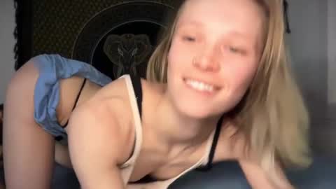 sweetgracee online show from February 28, 2025, 7:48 am