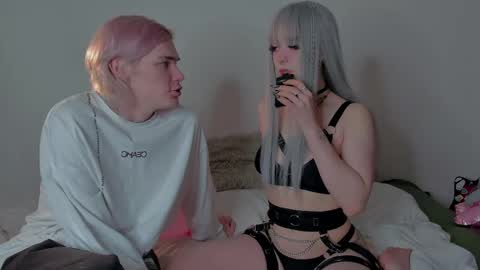 sweethearts_friends online show from February 23, 2026, 9:12 pm