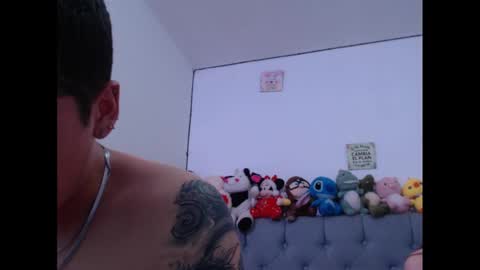 Snapshot of sweethoney22_ chatting on February 4, 2025, 11:27 am Sabrina y Eliot online show from February 4, 2025, 11:27 am