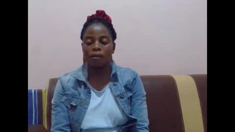 sweetib1 online show from April 6, 2026, 7:26 pm