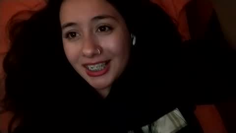 Ana Mara  i cant Make noise My family is here  online show from February 26, 2026, 4:33 am