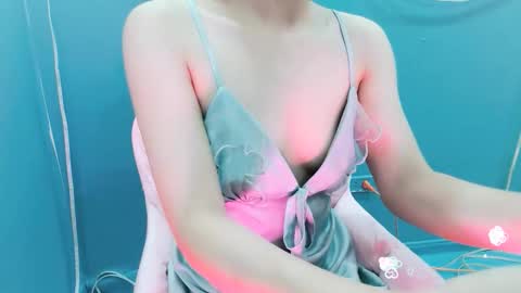 Snapshot of sweetie_bae99 chatting on April 10, 2026, 3:45 am sweetie_bae99 online show from April 10, 2026, 3:45 am