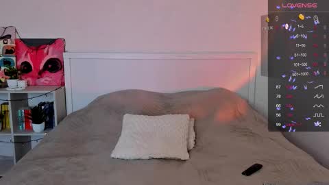 Hannah online show from September 26, 2025, 2:21 pm