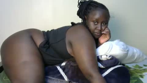 Lola online show from March 12, 2025, 8:30 am