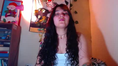 Snapshot of sweetie_maryy chatting on December 14, 2024, 3:29 am Maria  my insta sweetie maryy   online show from December 14, 2024, 3:29 am