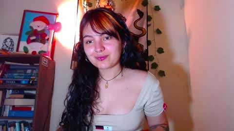 Snapshot of sweetie_maryy chatting on December 15, 2024, 8:25 pm Maria  my insta sweetie maryy   online show from December 15, 2024, 8:25 pm