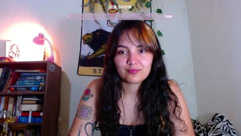 Snapshot of sweetie_maryy chatting on January 12, 2025, 8:14 pm Maria  my insta sweetie maryy   online show from January 12, 2025, 8:14 pm