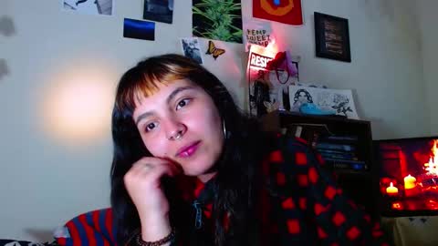 Snapshot of sweetie_maryy chatting on February 24, 2025, 4:38 am Maria  my insta sweetie maryy   online show from February 24, 2025, 4:38 am