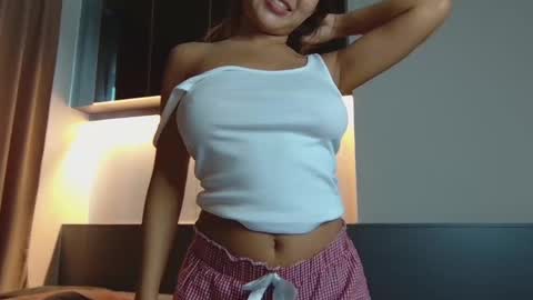 Sweetie Natasha online show from January 28, 2025, 5:32 am