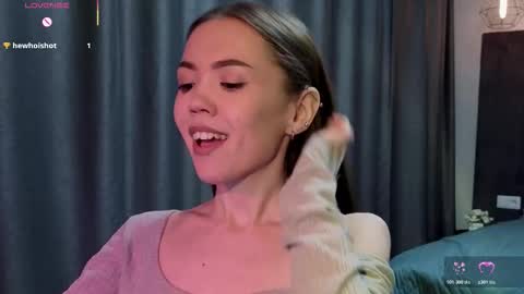 sweetieee_kira online show from February 17, 2026, 1:24 am