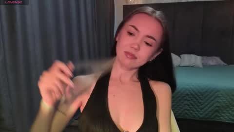 sweetieee_kira online show from March 21, 2026, 3:55 am