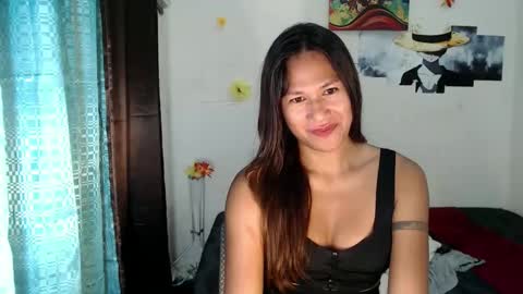 Snapshot of sweetiekimz chatting on March 6, 2025, 9:31 pm Rosemarie online show from March 6, 2025, 9:31 pm