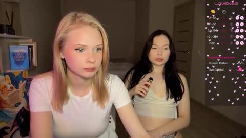 sweetie Lisa3 online show from November 17, 2025, 7:52 pm