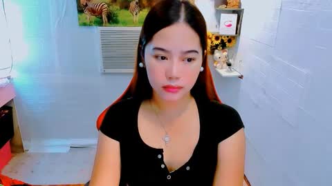 Nicole online show from October 5, 2025, 3:27 am