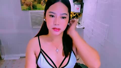 Nicole online show from October 20, 2025, 12:11 am