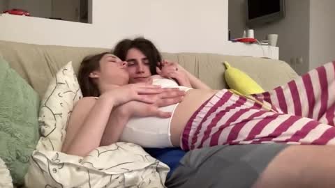 Snapshot of sweetieskitties chatting on March 1, 2025, 6:43 pm SweetiesKitties online show from March 1, 2025, 6:43 pm