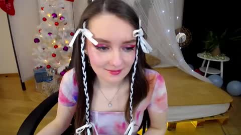 Snapshot of sweetintouch chatting on December 25, 2024, 6:19 pm sweetintouch online show from December 25, 2024, 6:19 pm