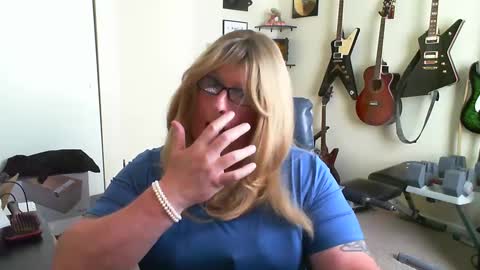 sweetjessicacd online show from September 23, 2025, 5:16 pm