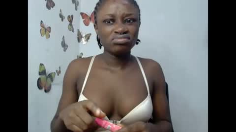 Snapshot of sweetjuicyclit chatting on July 15, 2026, 11:59 am zuri online show from July 15, 2026, 11:59 am