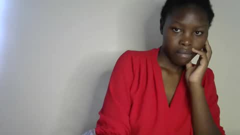 sweetkirrie online show from May 1, 2026, 9:14 am