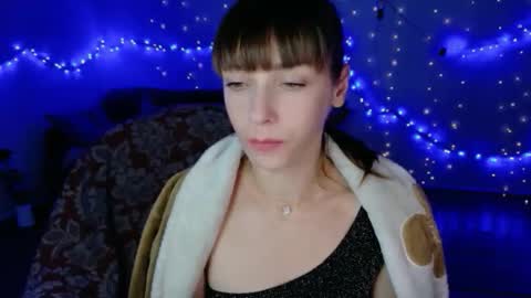 Snapshot of sweetledyselin chatting on October 24, 2025, 8:49 pm SweetLedySelin online show from October 24, 2025, 8:49 pm