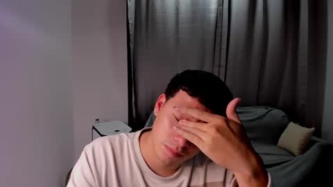 Lian online show from February 22, 2025, 5:23 am