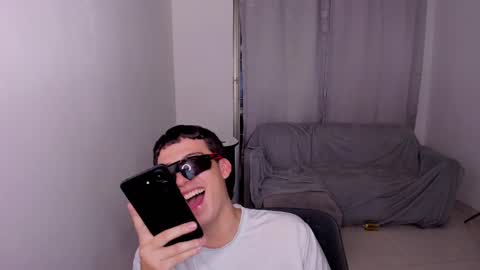 Lian online show from March 2, 2025, 6:16 am