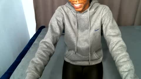 Snapshot of sweetlilly2540 chatting on October 24, 2025, 8:49 pm sweetlilly2540 online show from October 24, 2025, 8:49 pm