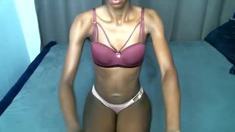 Snapshot of sweetlilly2540 chatting on October 30, 2025, 7:25 pm sweetlilly2540 online show from October 30, 2025, 7:25 pm