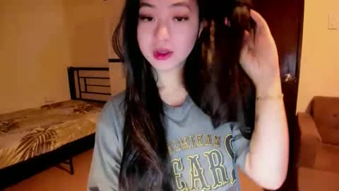 Zoe online show from October 18, 2025, 1:41 am