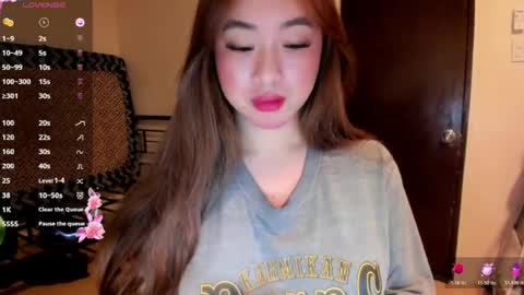 Zoe online show from July 16, 2026, 2:56 pm